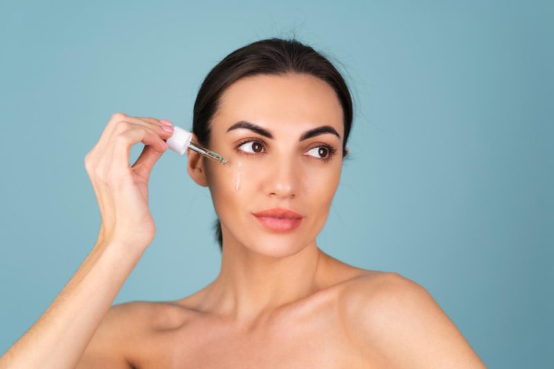 Acidul tranexamic în cosmetice: ce rol poate avea în uniformizarea tenului